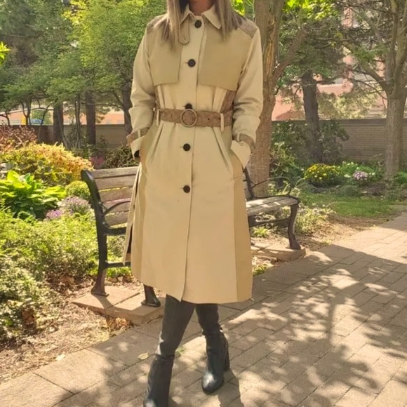 🆕COACH TONAL SIGNATURE PRINT CLASSIC TRENCH COAT WITH LEATHER DETAILS 43” - Picture 2 of 9